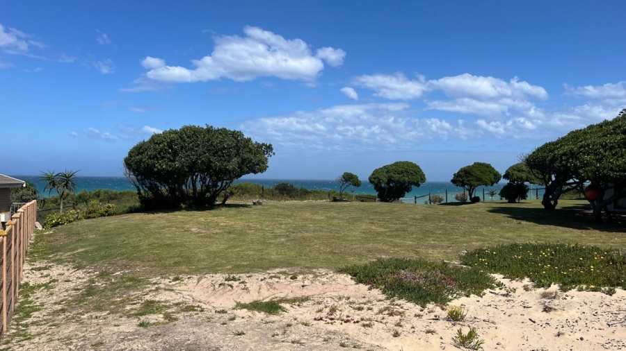 Commercial Property for Sale in Paradise Beach Eastern Cape